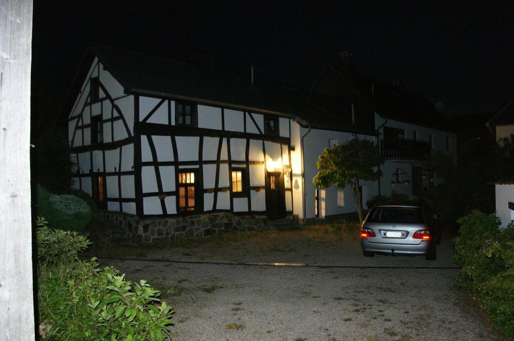 Authentiek Eifelhuis Hecken Rom bilde